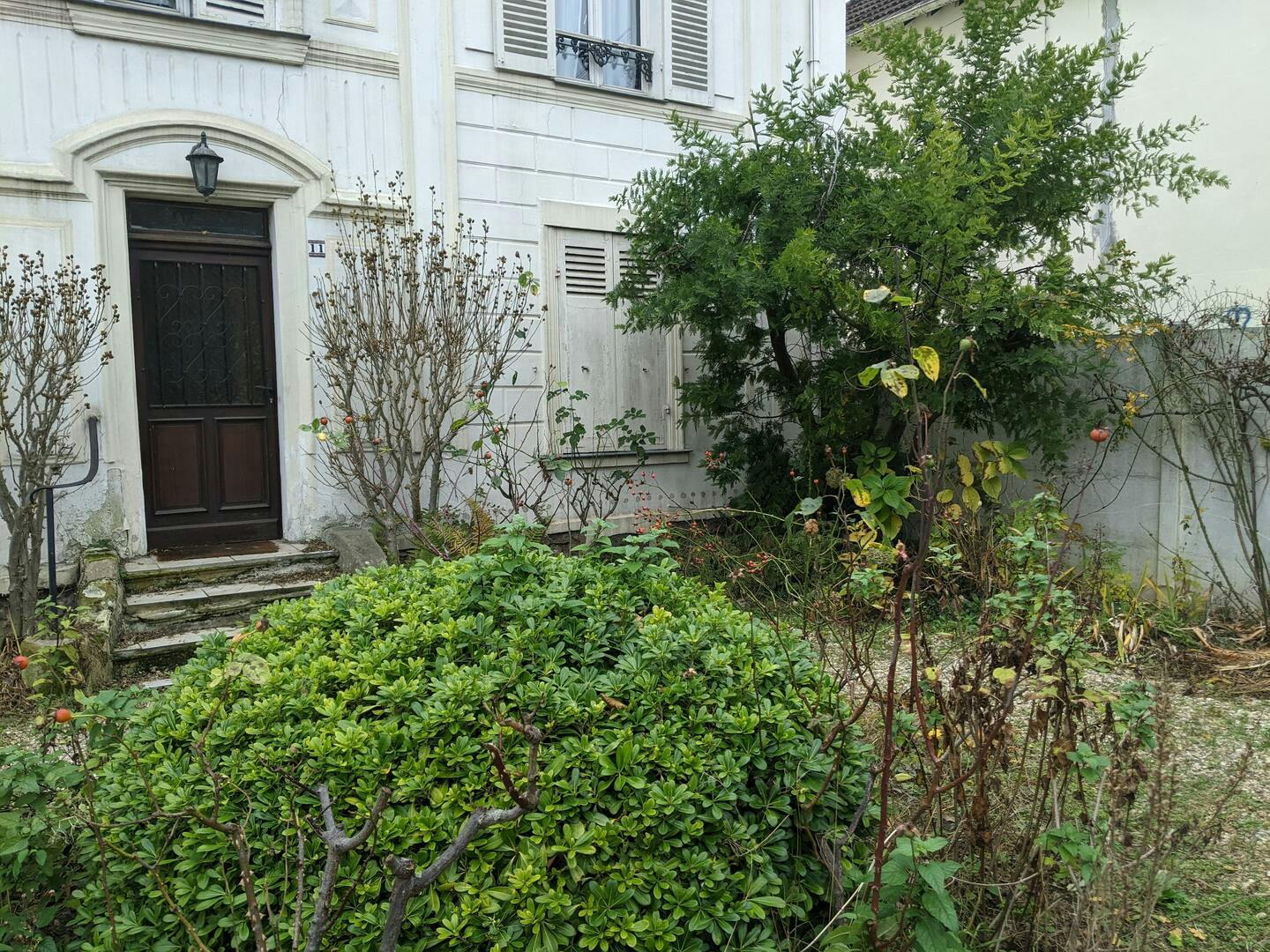 公寓 正在以 €1,800 的月租出租，其位于 Neuilly-sur-Marne, Rue des Martyrs de la Déportation