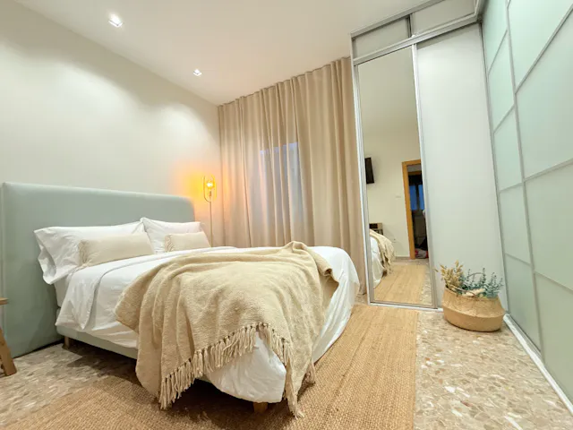 Private room in Carrer de l'Omet, Valencia (1609239) room image 1