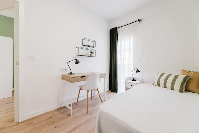 Private room in Carrer del Beat Joan Grande, Valencia (1609249) room image 1