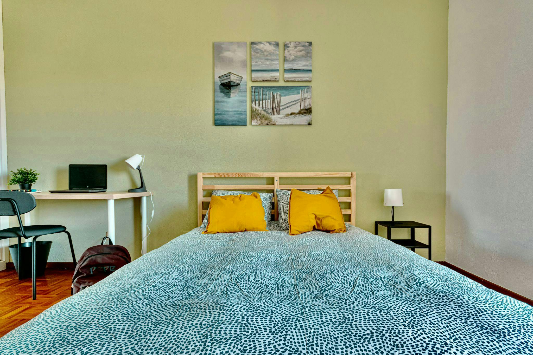 preview gallery tile