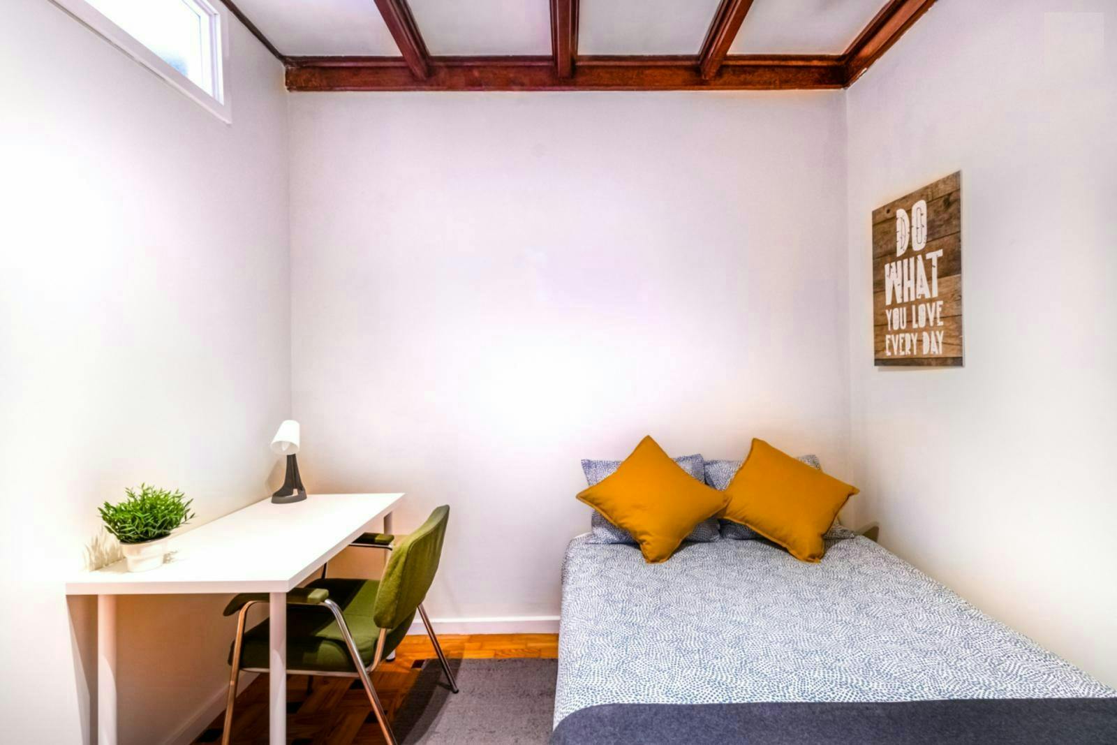 Apartment Porto, 1 bed, 12m² — photo 3