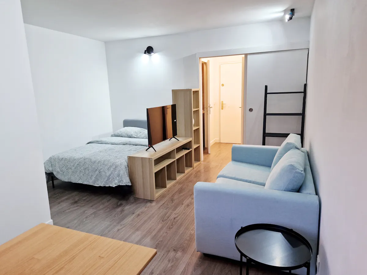 Apartment in Boulevard de la République, Boulogne-Billancourt (1609322) ROOM