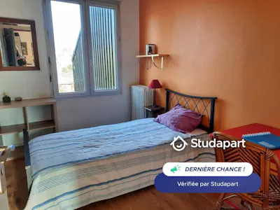 Private room for rent on Avenue Jacques Auneau, Nantes