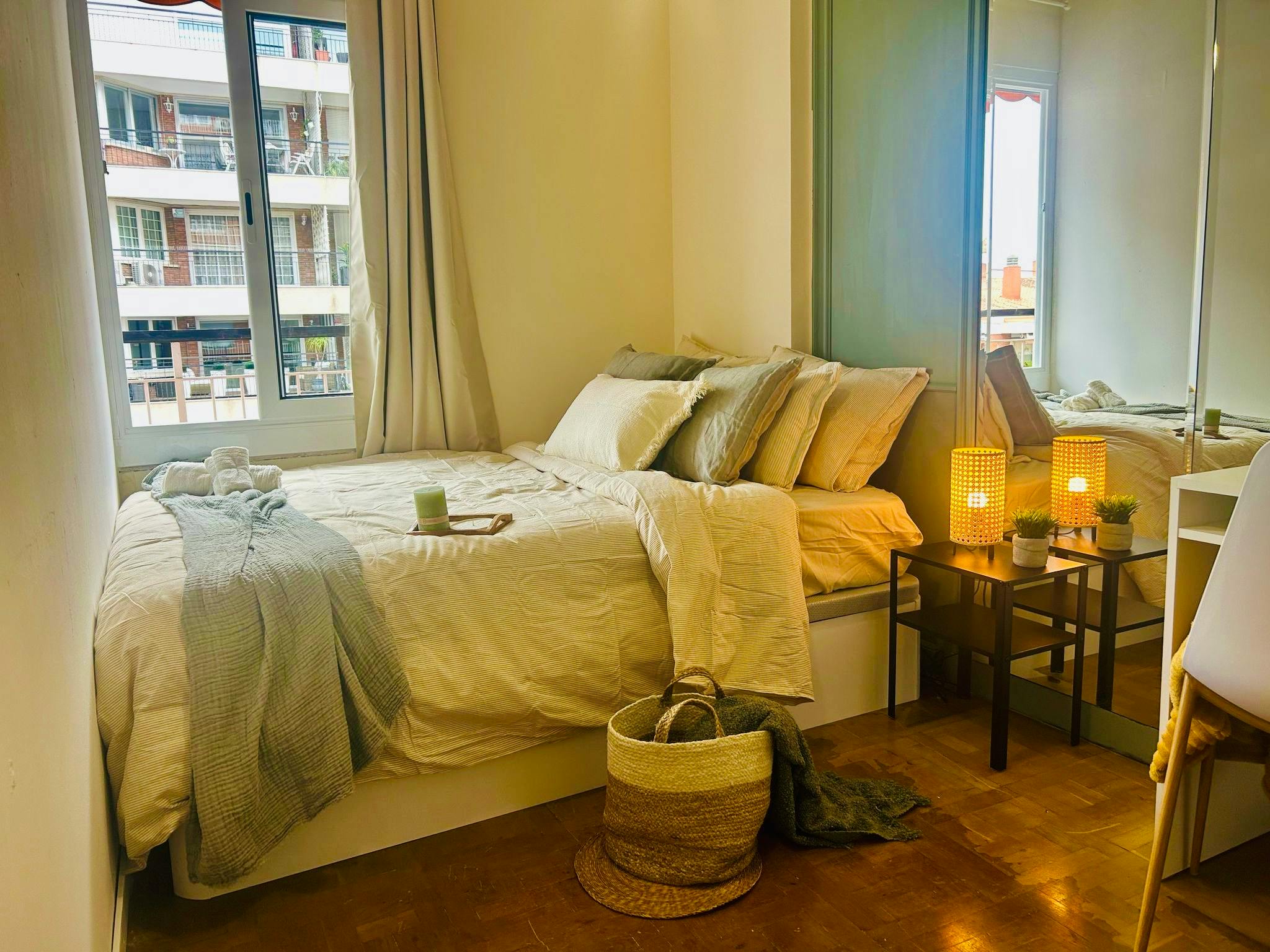 preview gallery tile