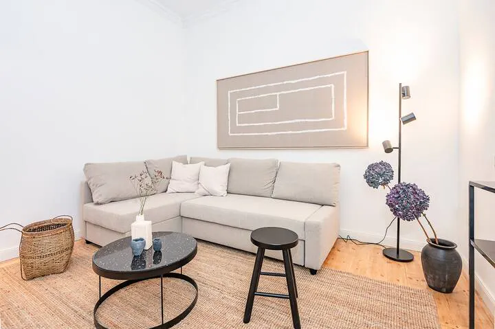 1-Bedroom Apartment in Niebuhrstraße, Berlin (1609713) ROOM 3