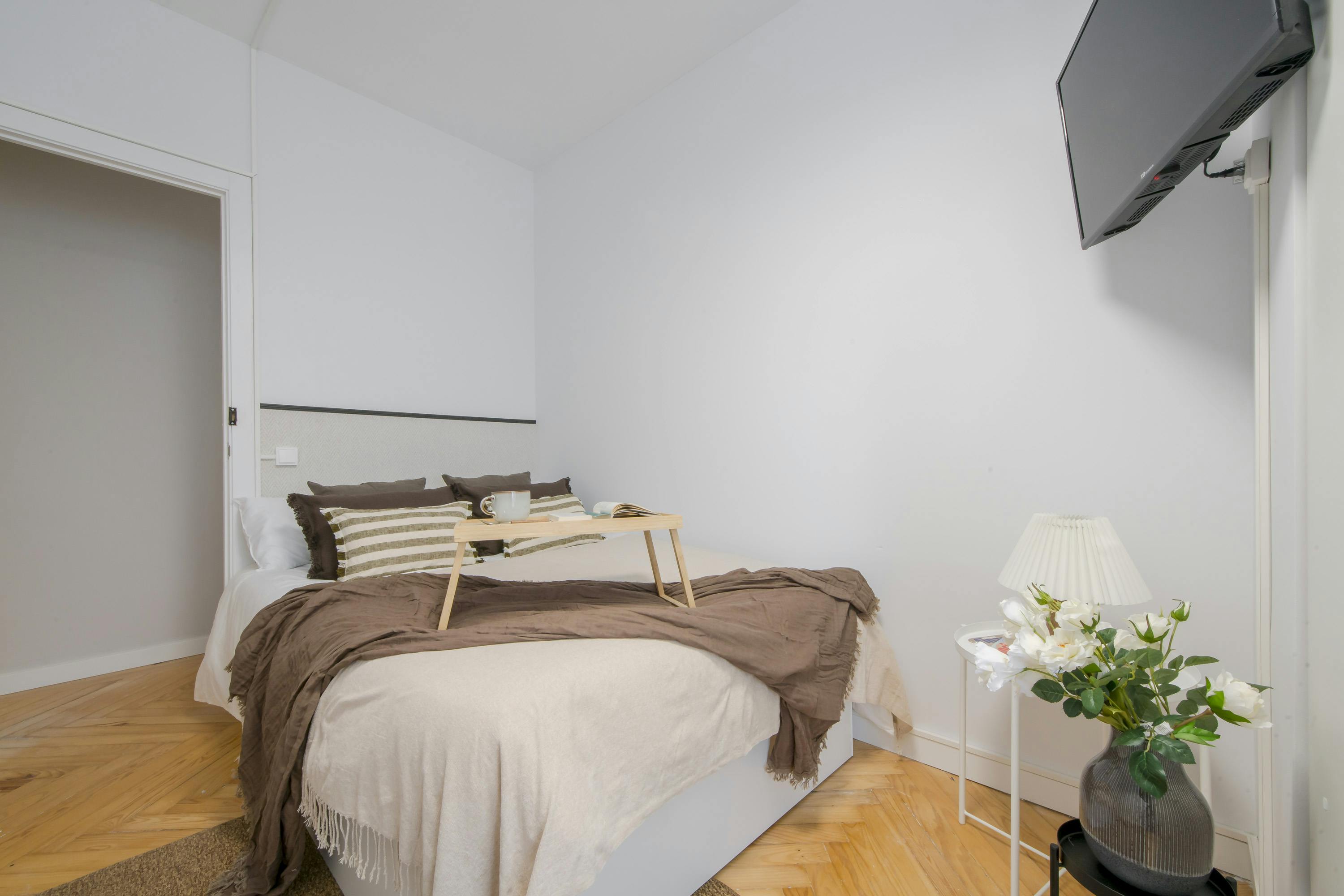 Calle Velázquez, Madrid preview