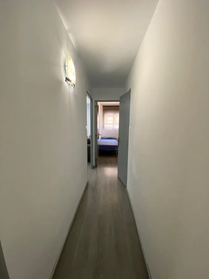 4-Bedroom Apartment in Carrer dels Sants Just i Pastor, Valencia (1609994) ROOM 2