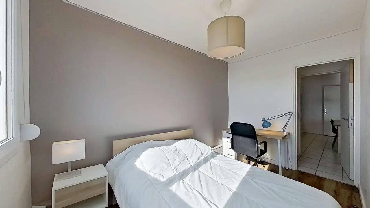 WG-Zimmer zu mieten für 300 € pro Monat in Rouen, Rue Hector Berlioz