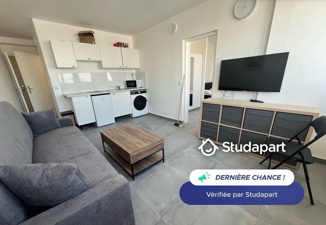 Appartement à louer pour 1 095 €/mois à Colombes, Avenue de Stalingrad