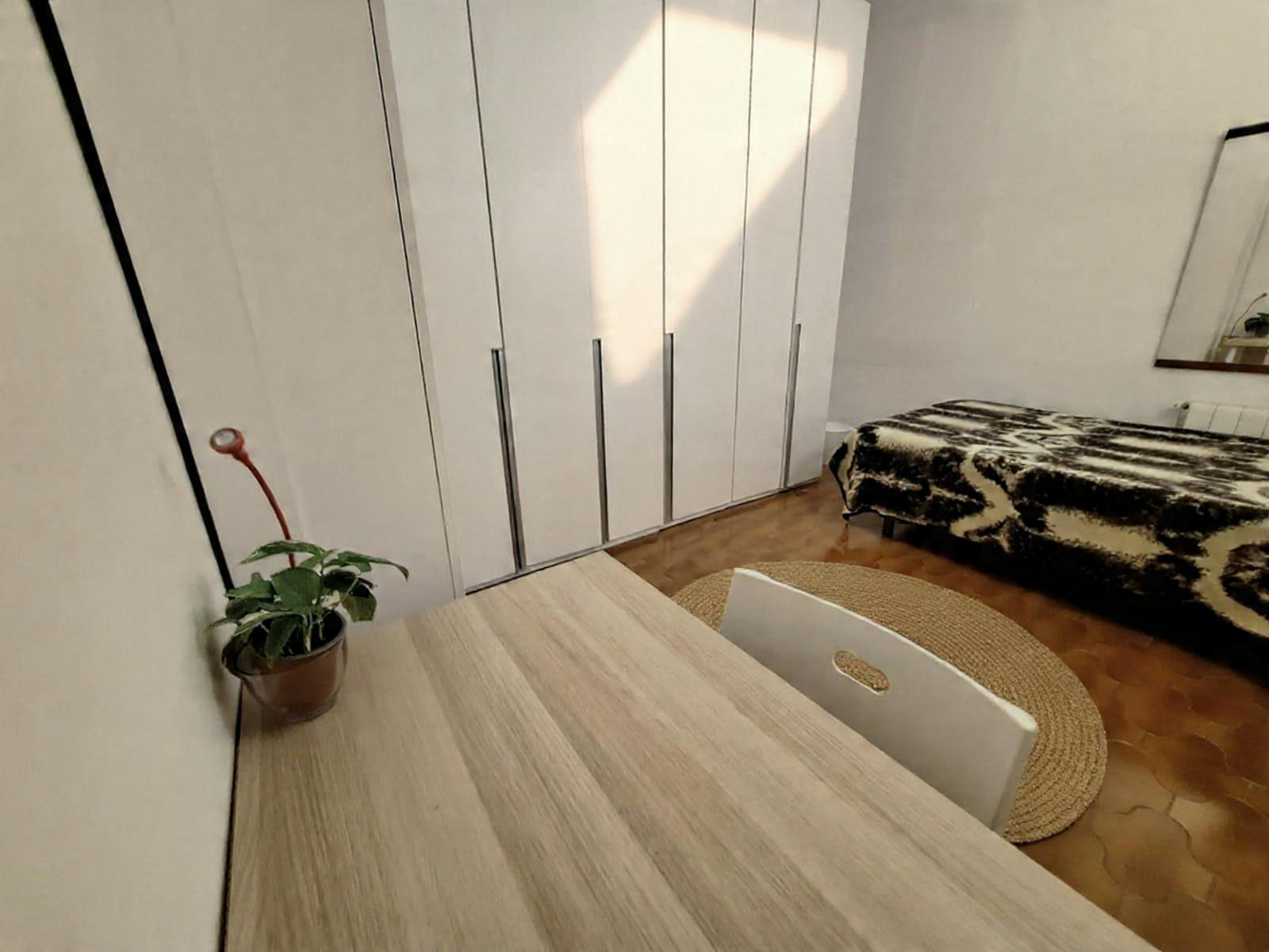 Private room for rent for €570 per month in Barcelona, Travessera de les Corts