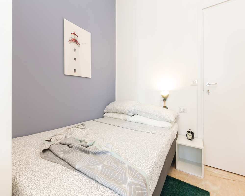 Private room for rent for €1,015 per month in Milan, Viale Beatrice d'Este