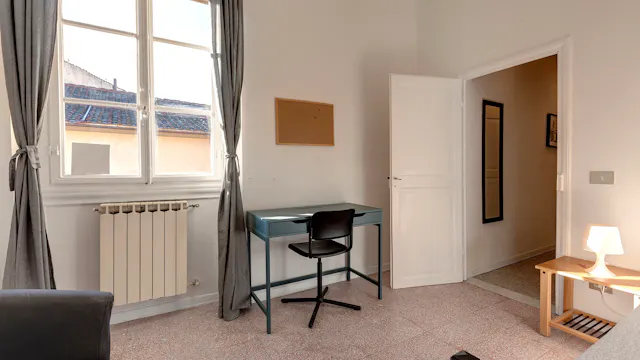 2-Bedroom Apartment in Borgo dei Greci, Florence (1610430) room image 60