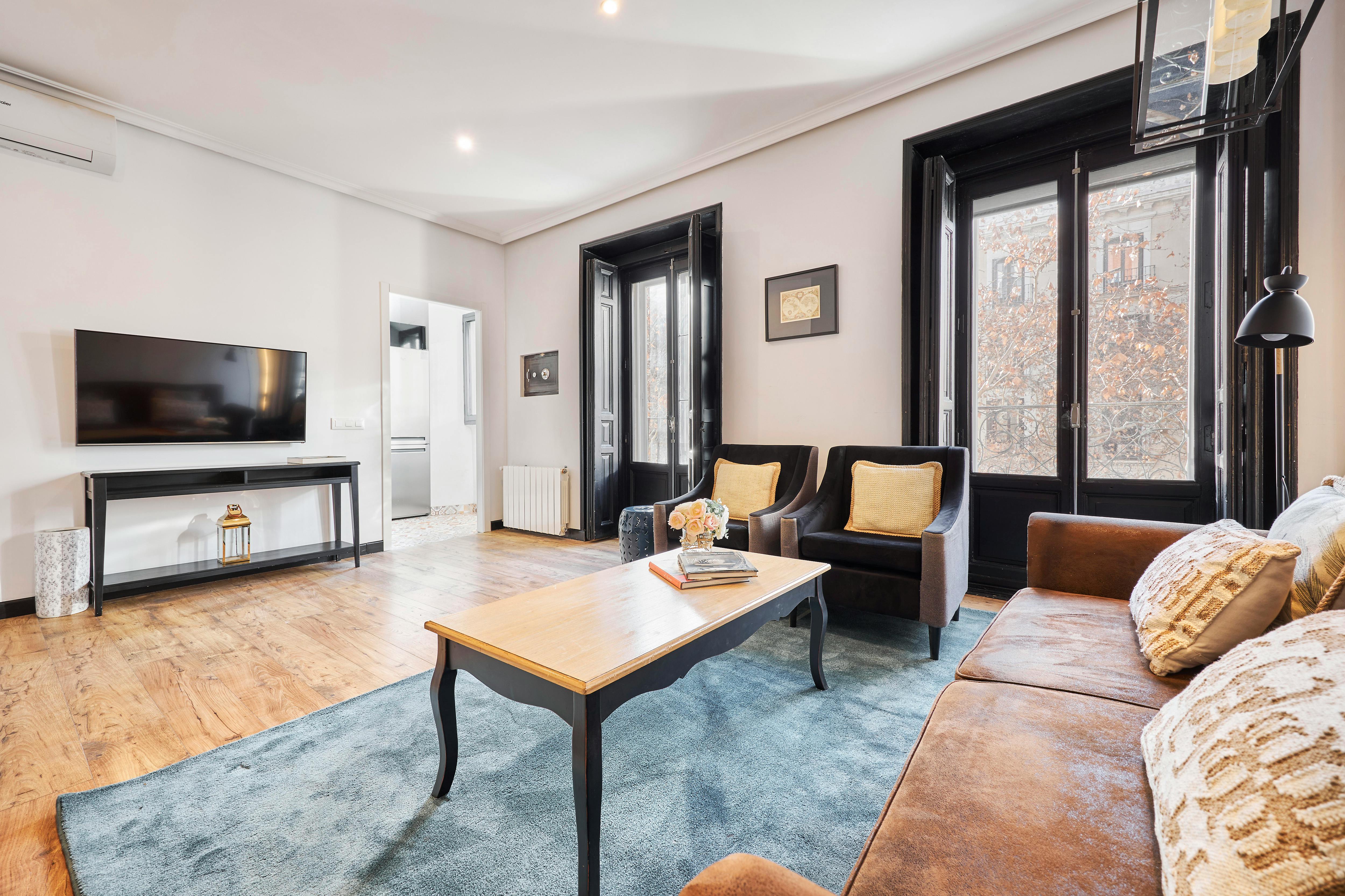 Calle de Serrano, Madrid preview
