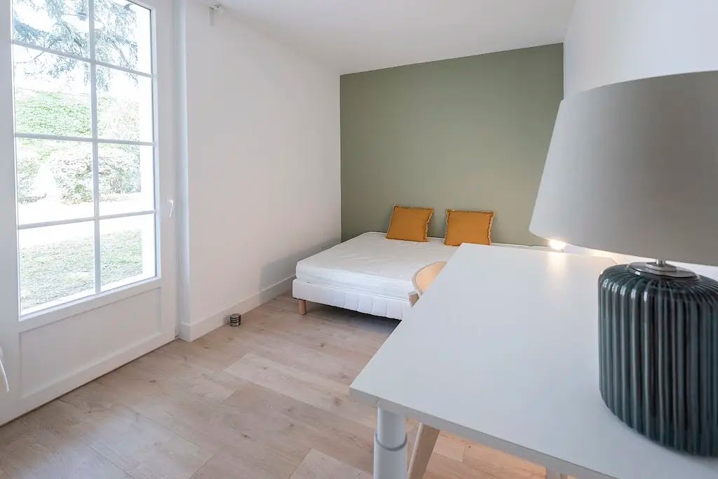 Rue Calixte Camelle, Talence preview