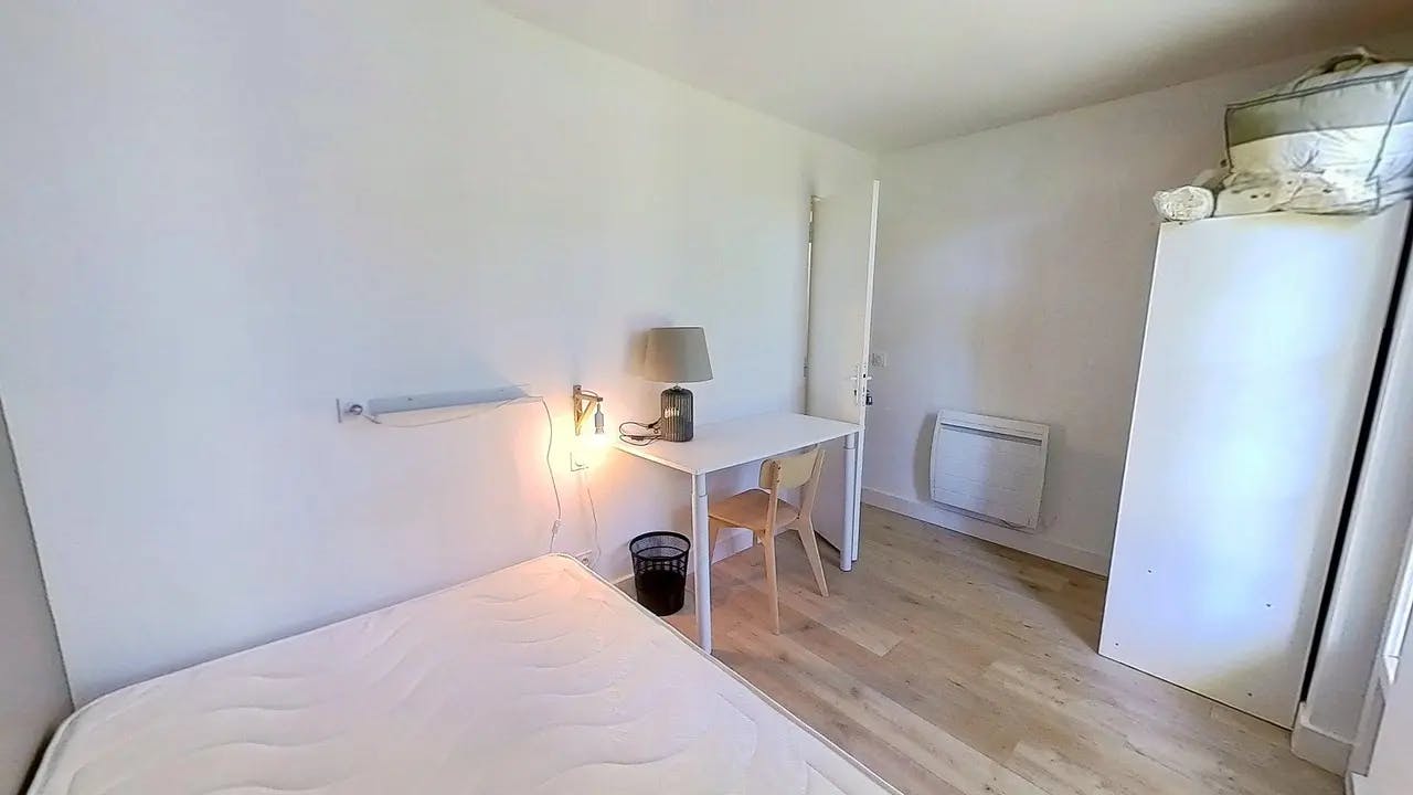 Apartment Talence, 1 bed, 9m² — photo 21