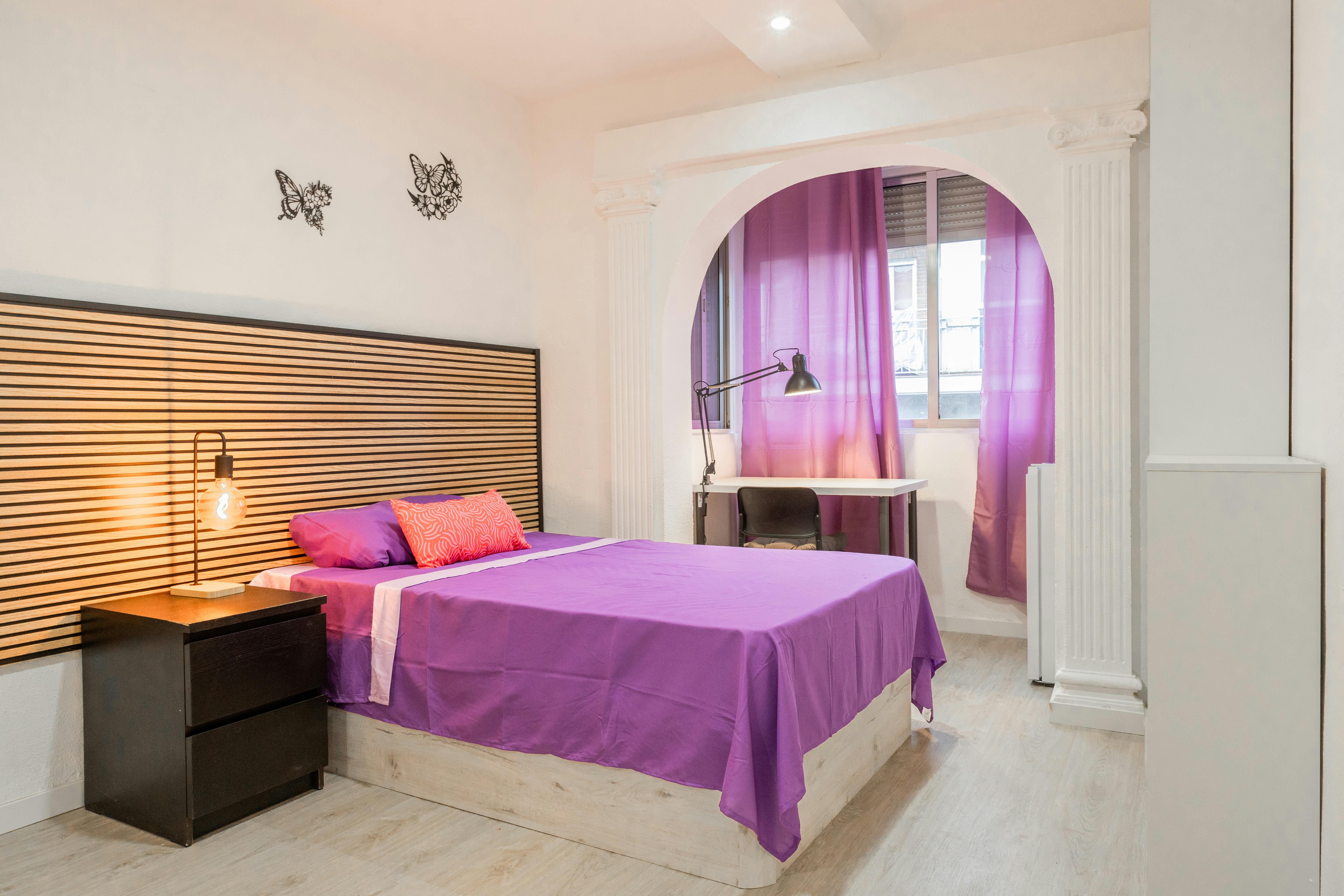 Calle del Espinar, Madrid preview