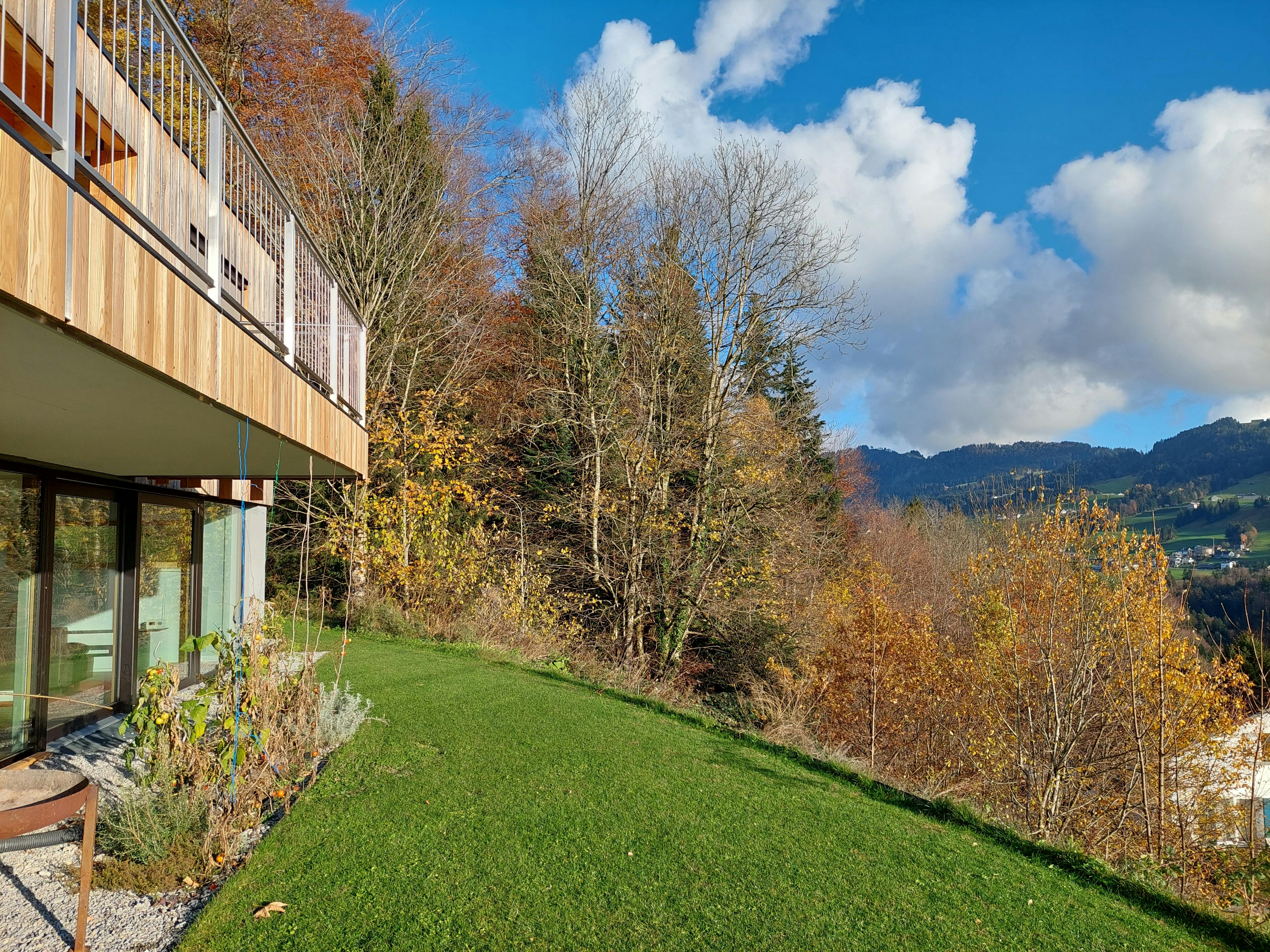 Apartment for rent for €1,800 per month in Bildstein, Farnach