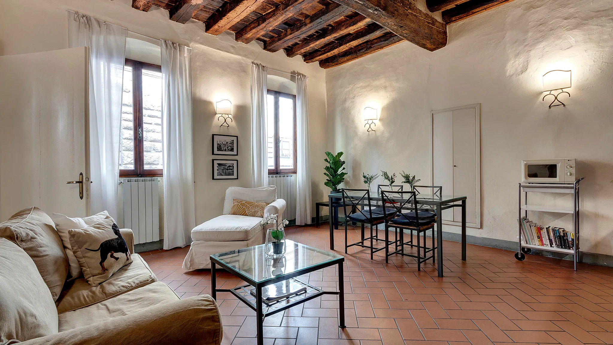 1-Bedroom Apartment in Via dei Leoni, Florence (1611470) ROOM 1