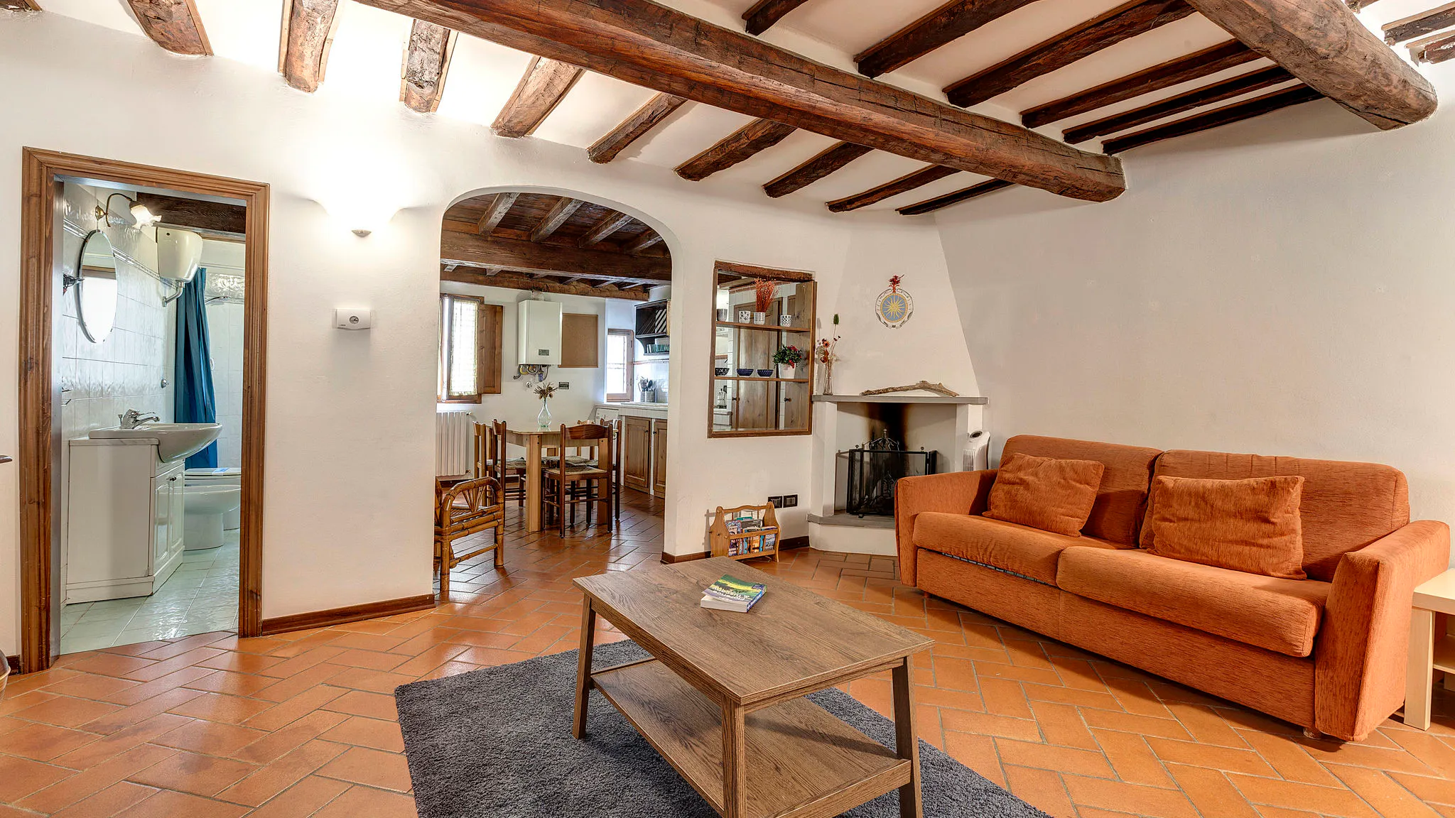 1-Bedroom Apartment in Borgo Pinti, Florence (1611472) ROOM 1