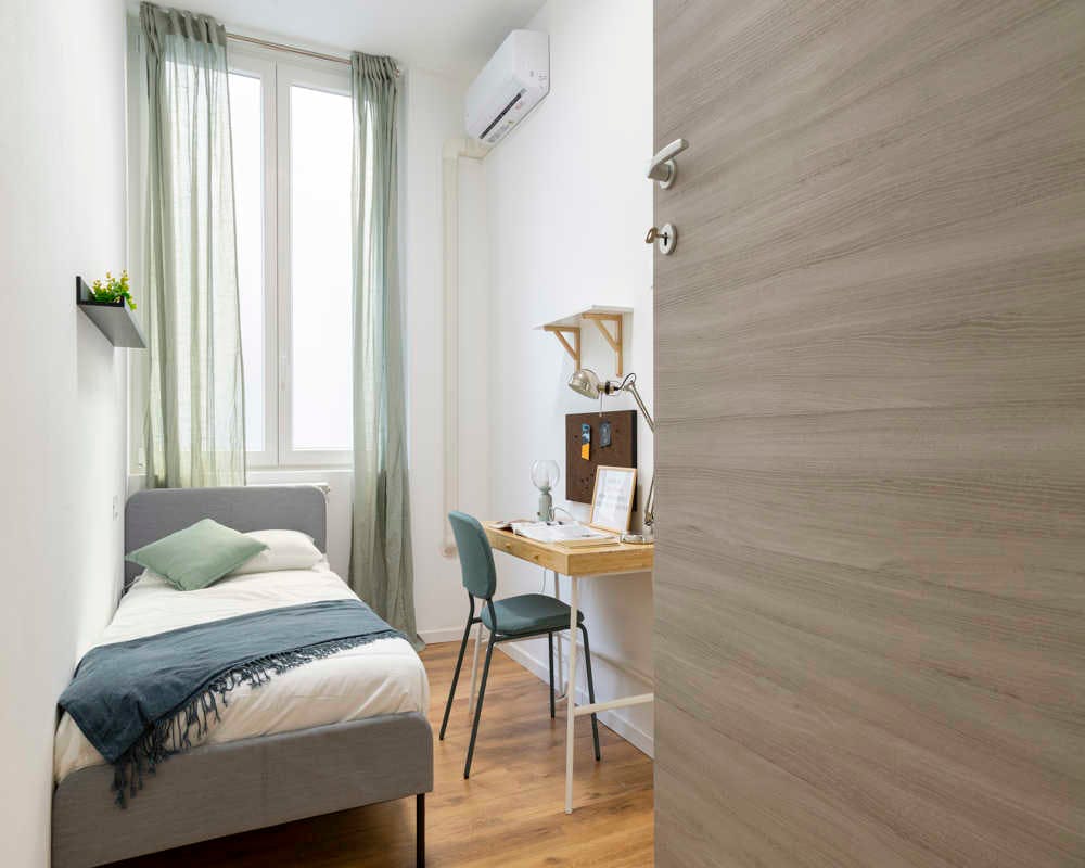 Via Tolmezzo, Milan preview