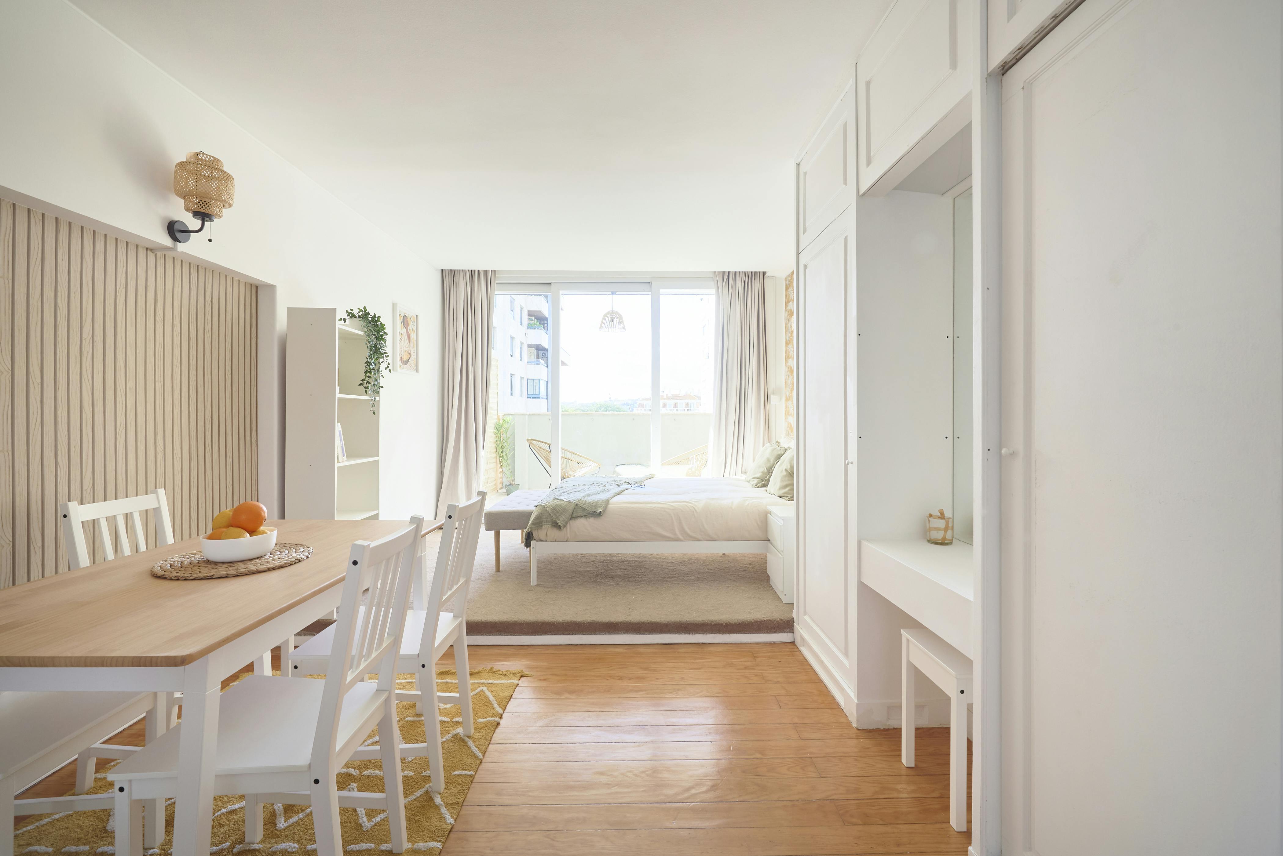 Avenida Infante Santo, Lisbon preview