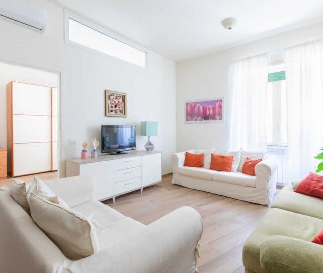 公寓 正在以 €1,700 的月租出租，其位于 Rome, Via Oreste Tommasini