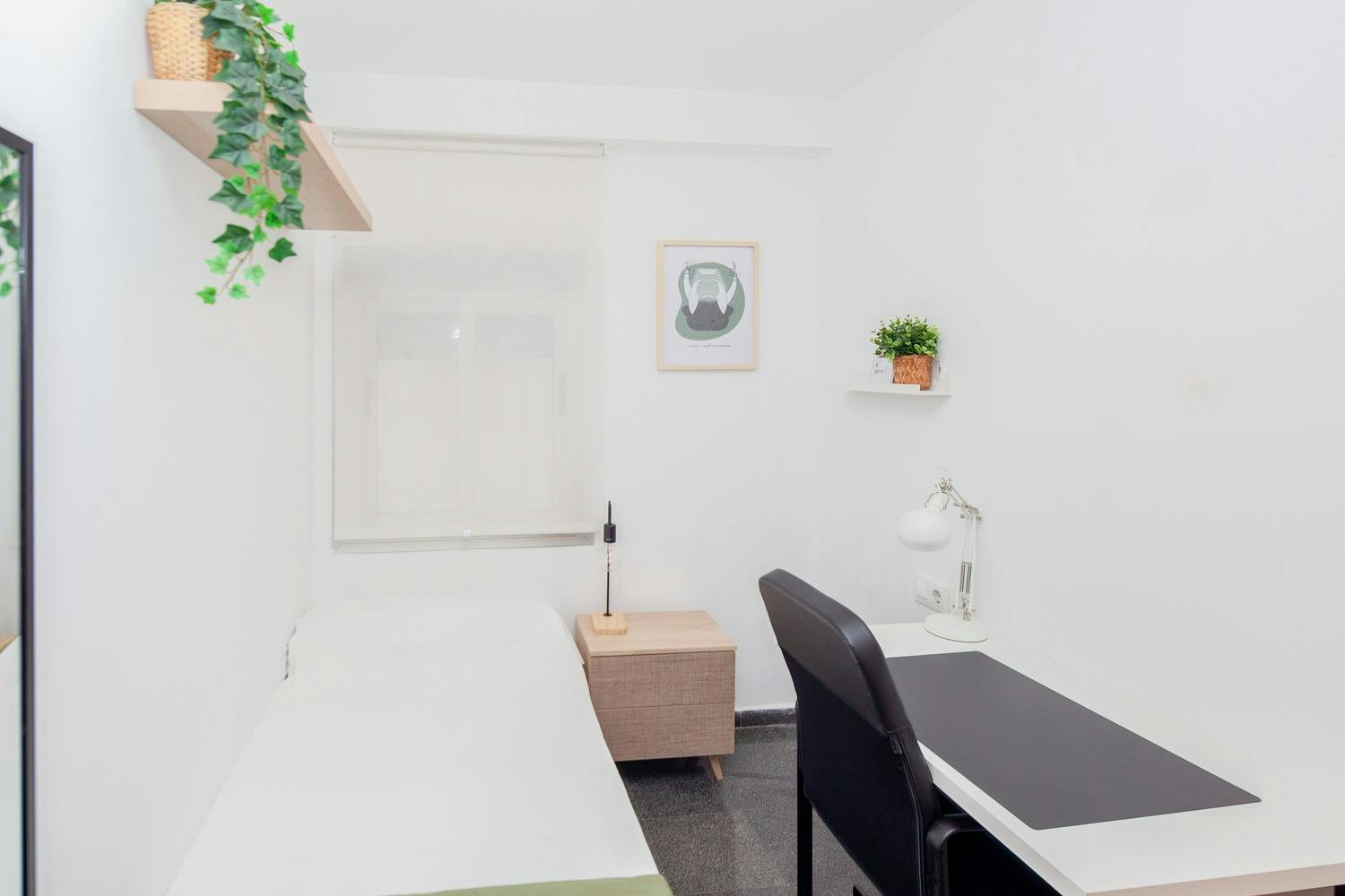 Habitación privada en alquiler por 345 € al mes en Valencia, Avinguda del Port