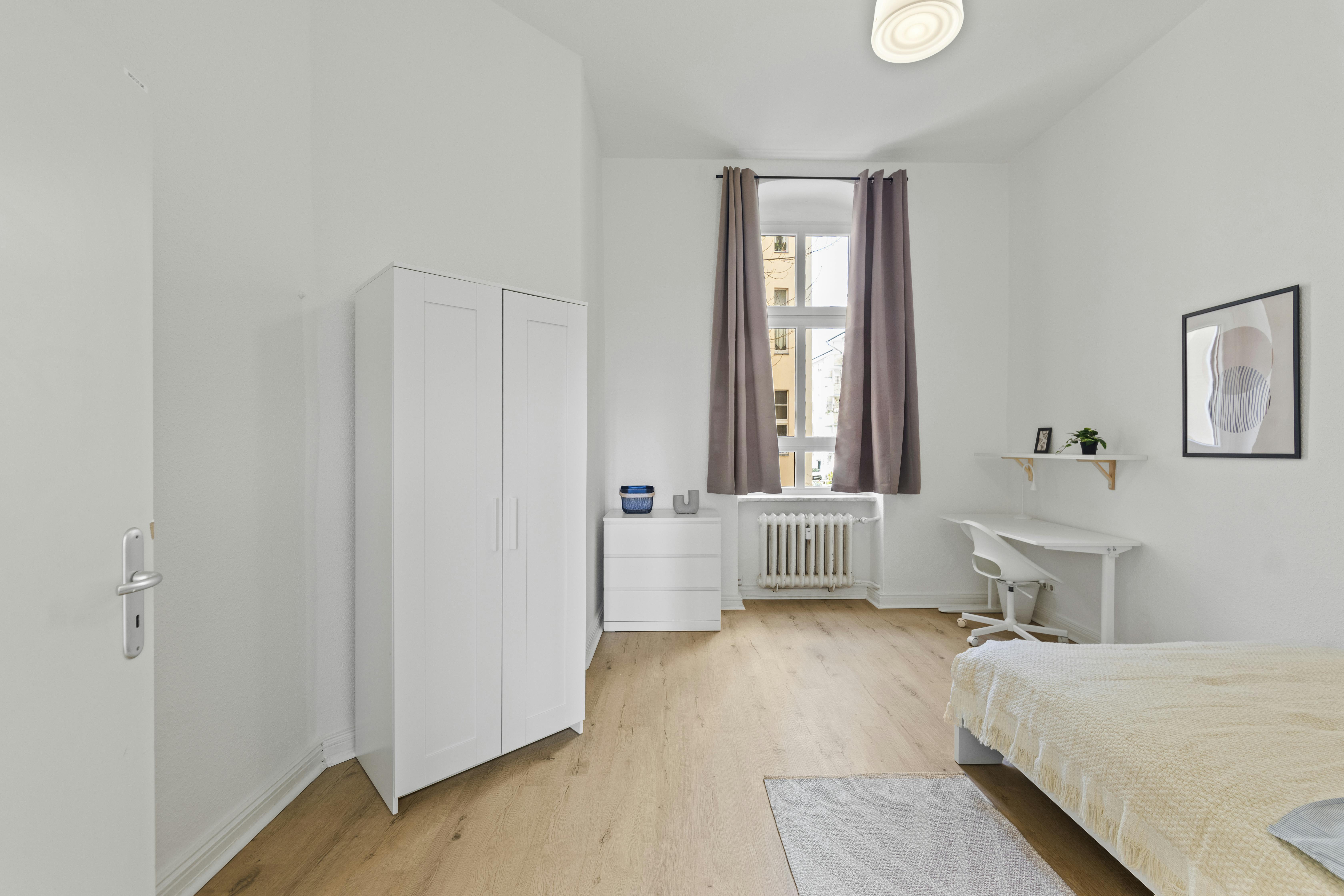 WG-Zimmer zu mieten für 630 € pro Monat in Berlin, Münchener Straße