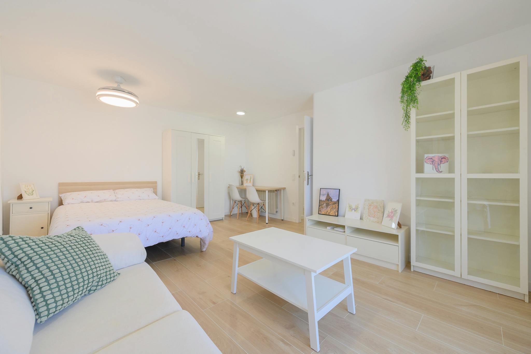 Calle de Pizarro, Getafe preview