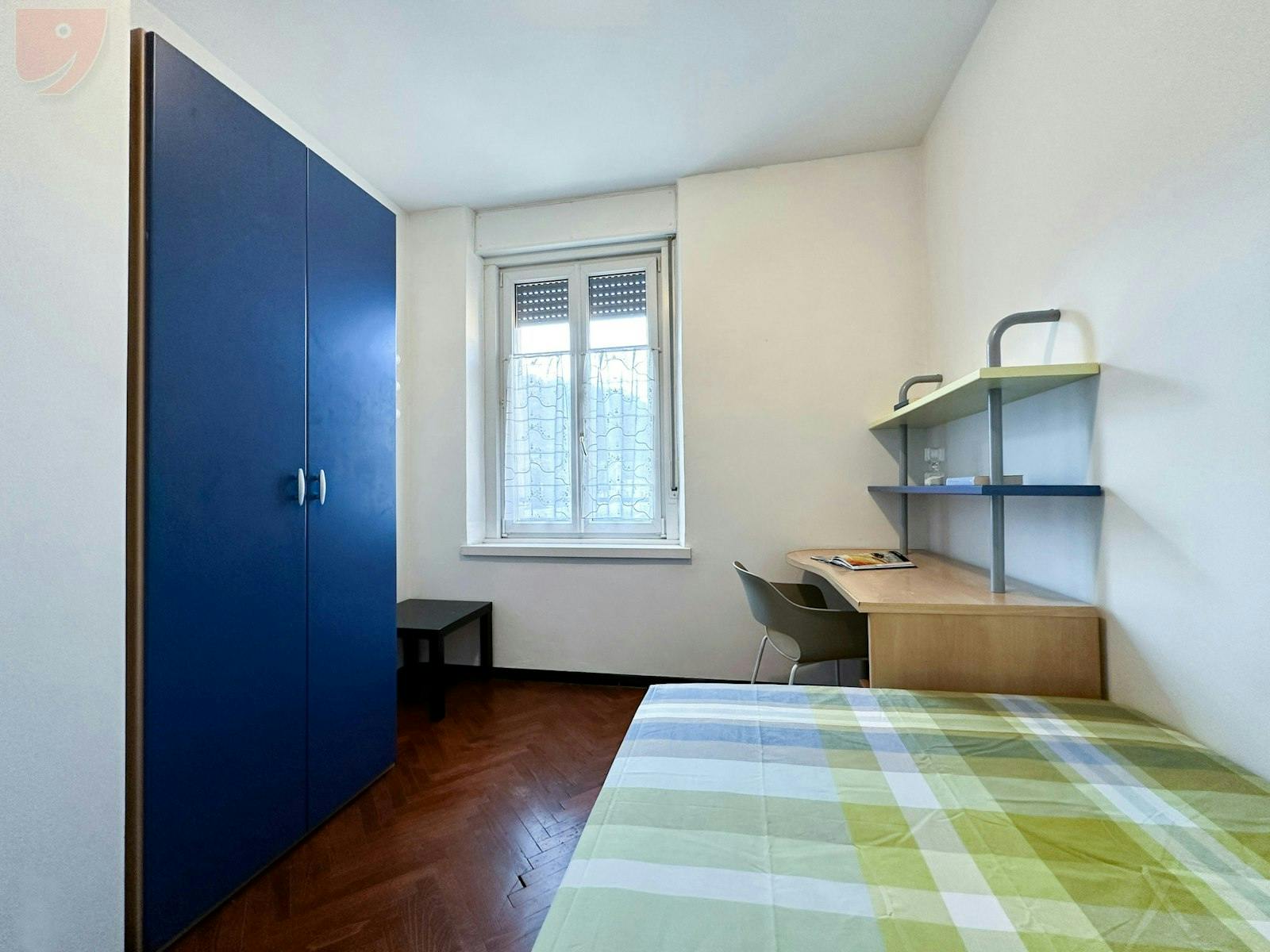 Private room for rent for €680 per month in Trento, Via Tommaso Gar