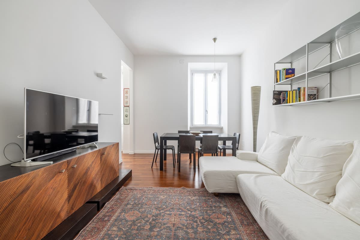 Apartment for rent for €3,450 per month in Rome, Via Foligno