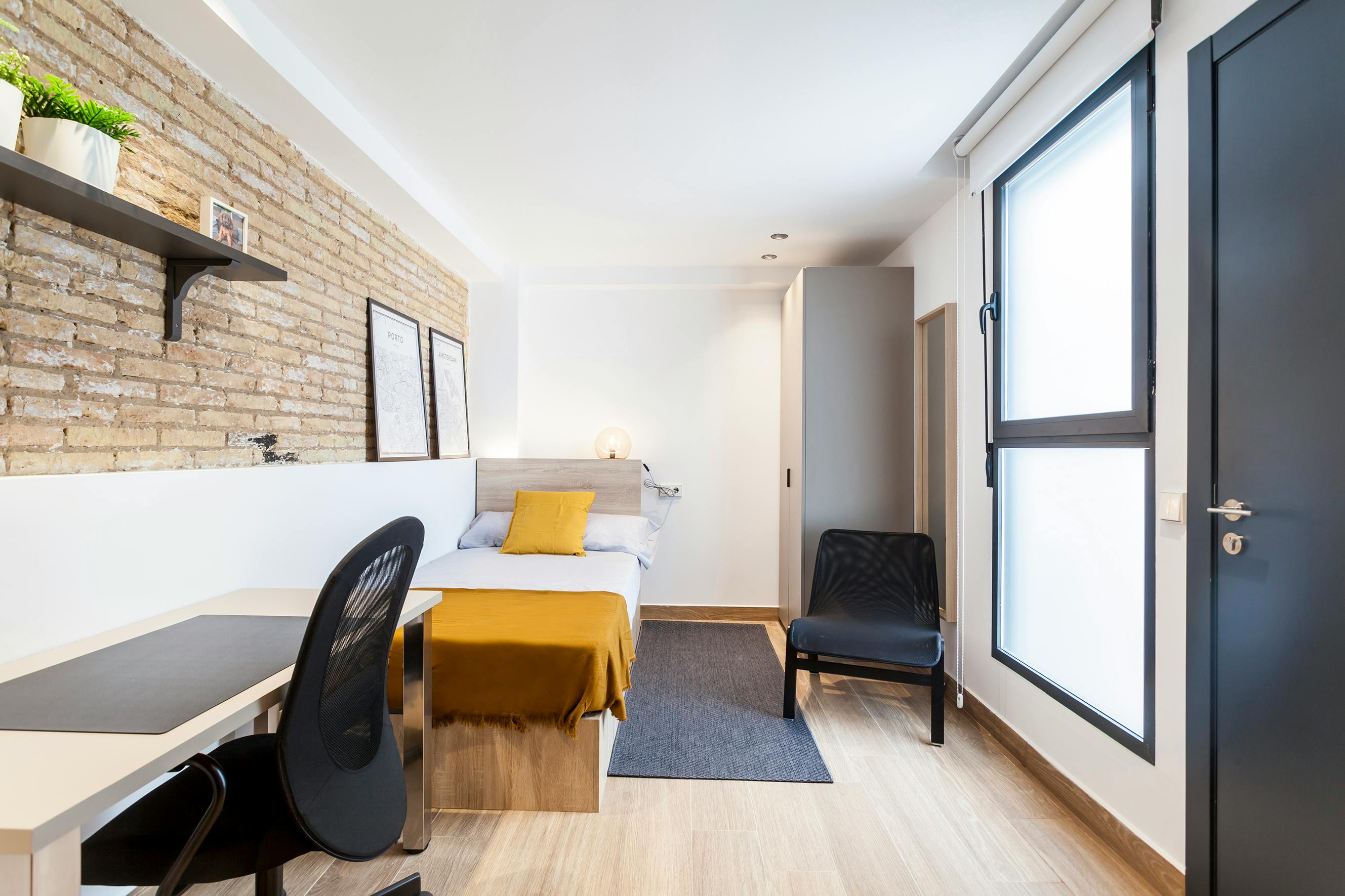 Carrer de Vinaròs, Valencia preview