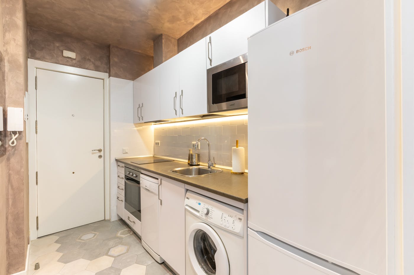 Apartment Madrid, 1 bed — photo 10