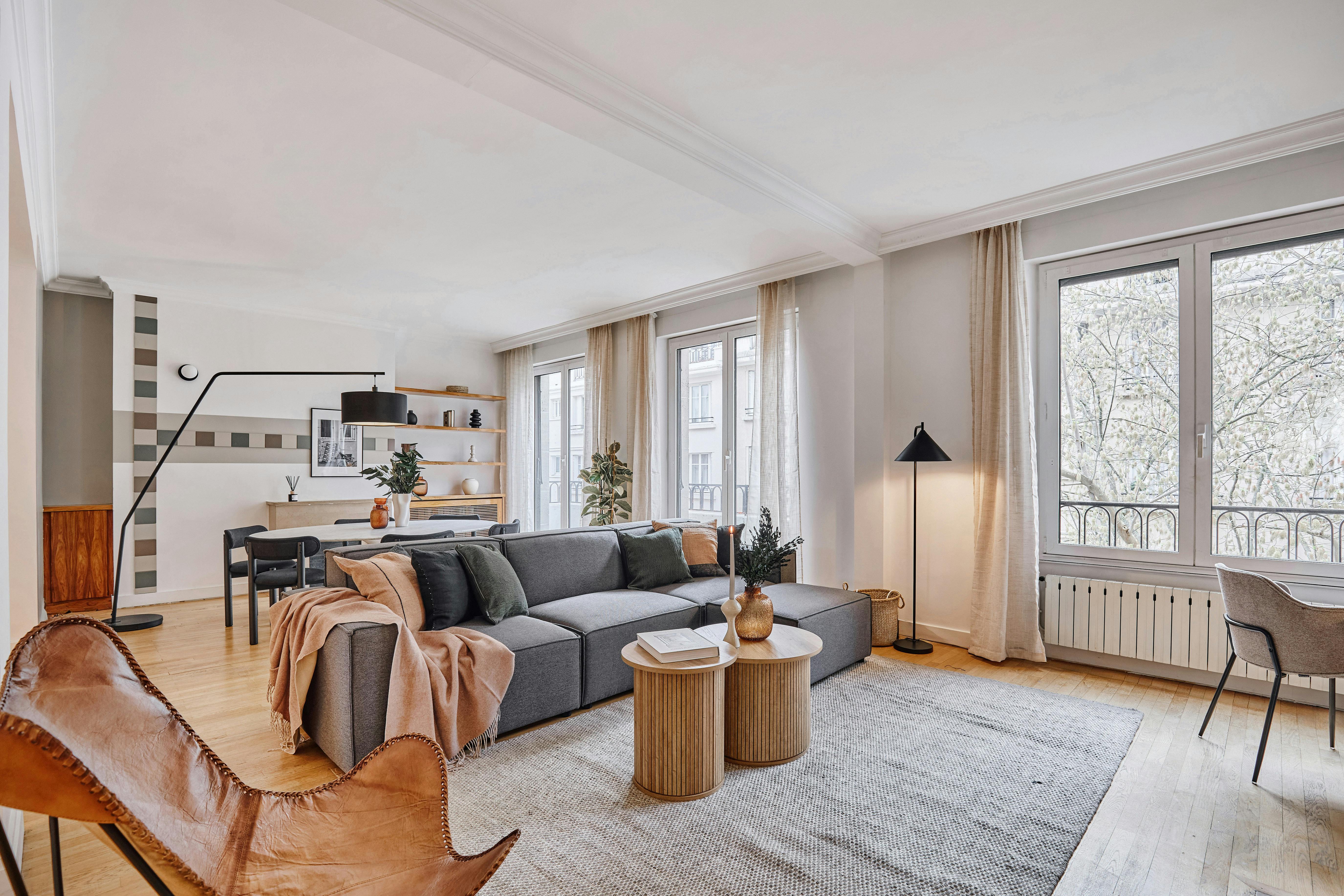 Apartment for rent for €9,402 per month in Paris, Square Mignot