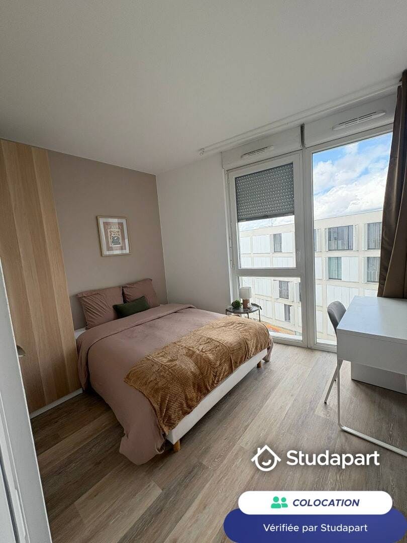 Private room for rent on Allée des Pruniers, Bègles
