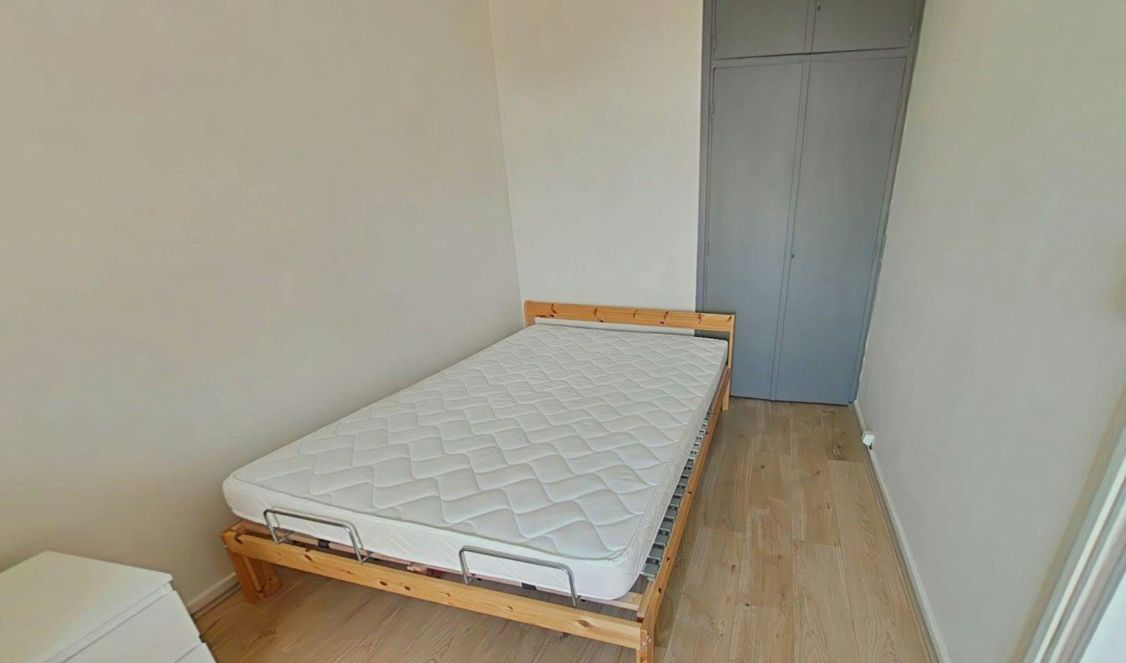 Shared room for rent on Avenue du Point du Jour, Lyon - Vue 3