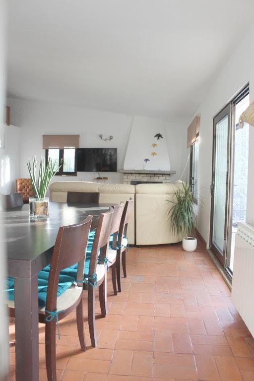 Квартира сдается в аренду за 2 450 € в месяц в Fão, Rua Aldeamento da Bonança