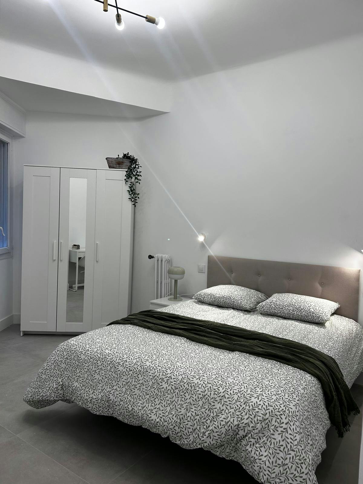 Single room Madrid, 1 bed, 17m² — photo 1