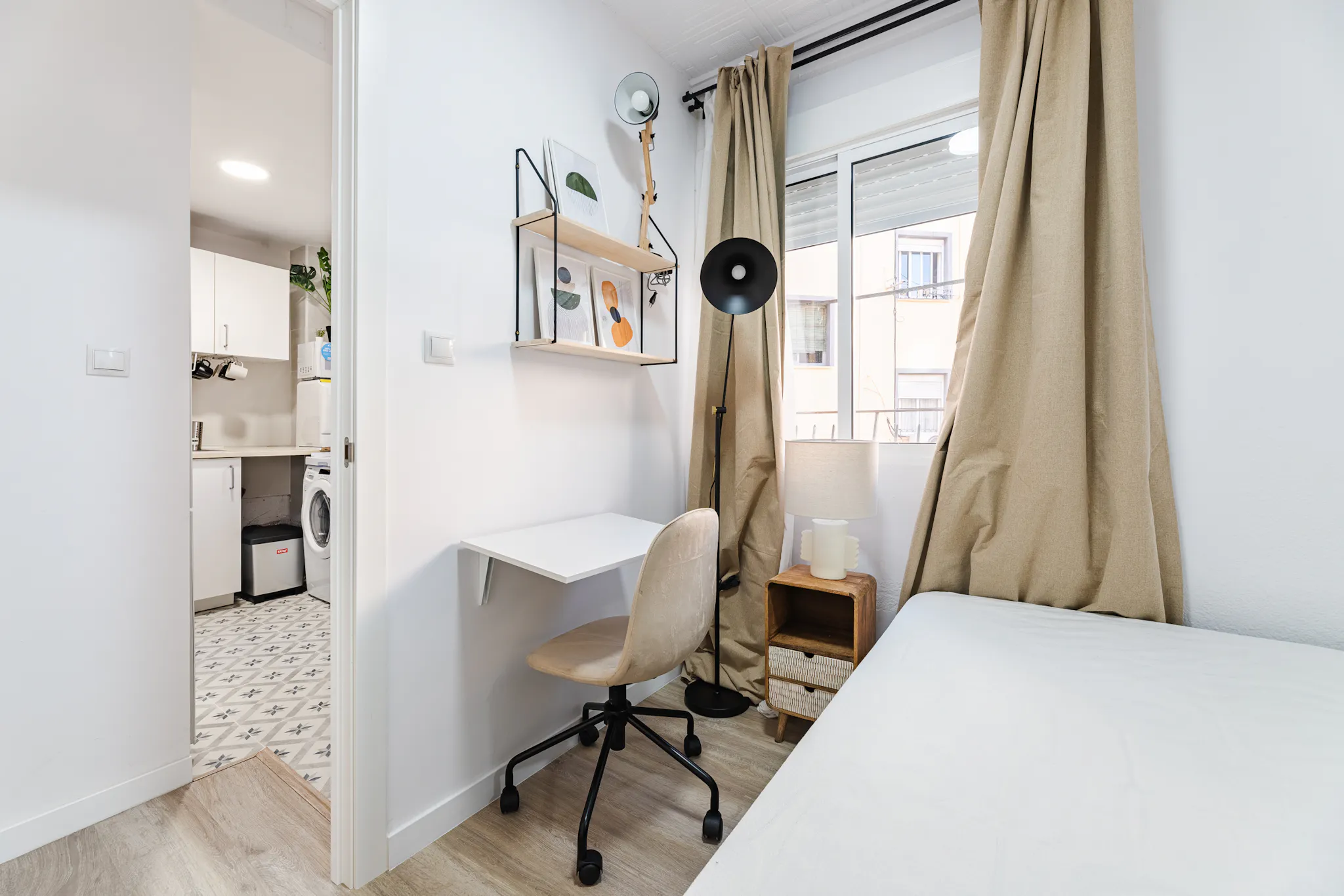 Carrer dels Sants Just i Pastor, Valencia preview