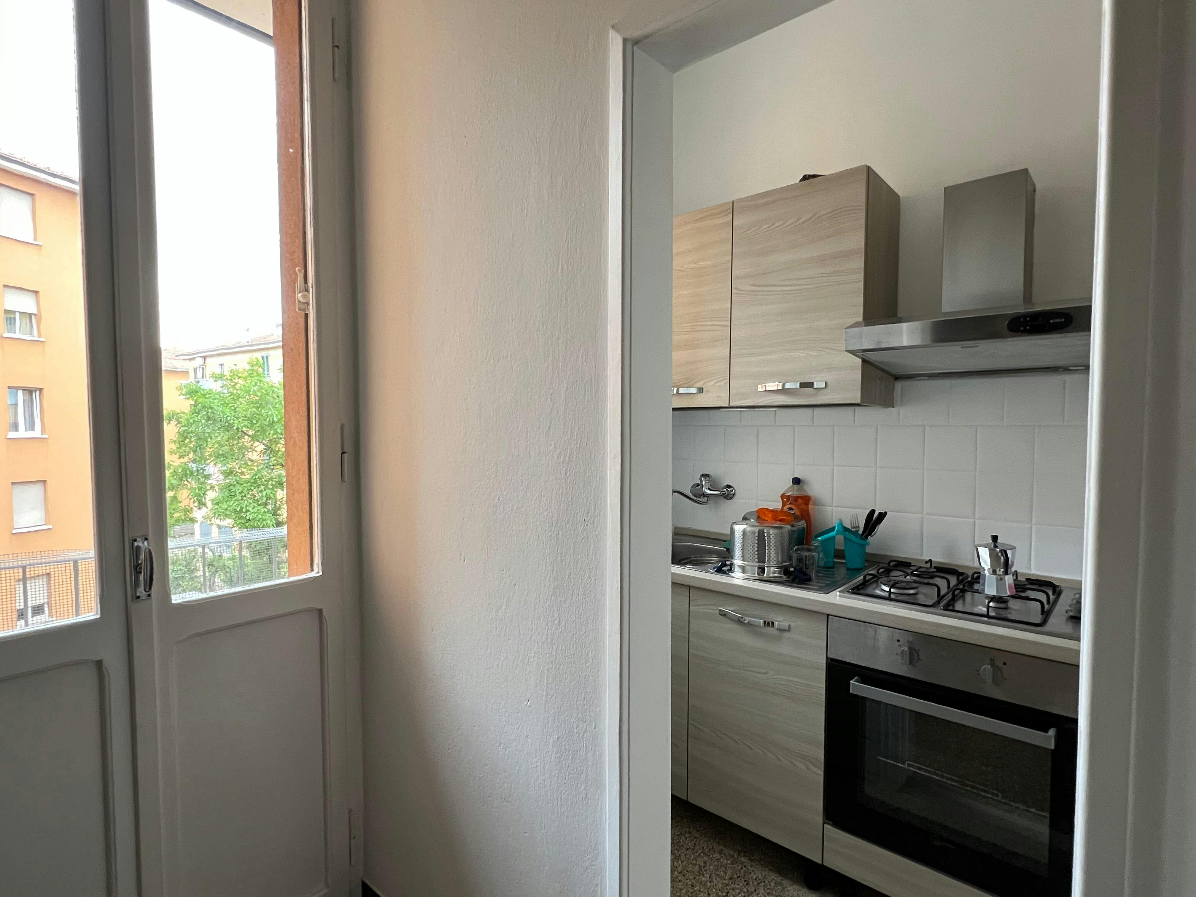 Single room Bologna, 1 bed, 15m² — photo 10