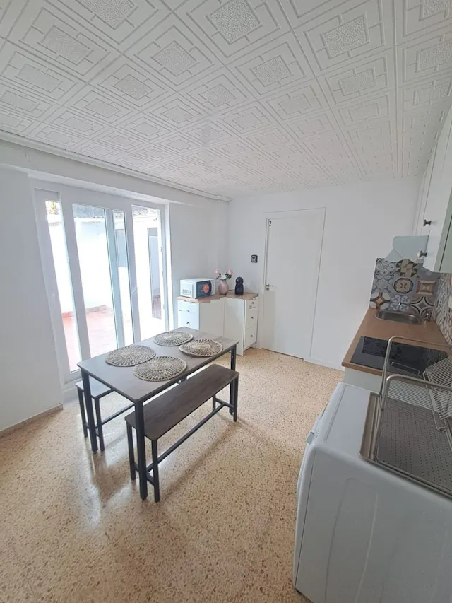 Private room in Carrer de l'Escultor Piquer, Valencia (1612557) room image 8