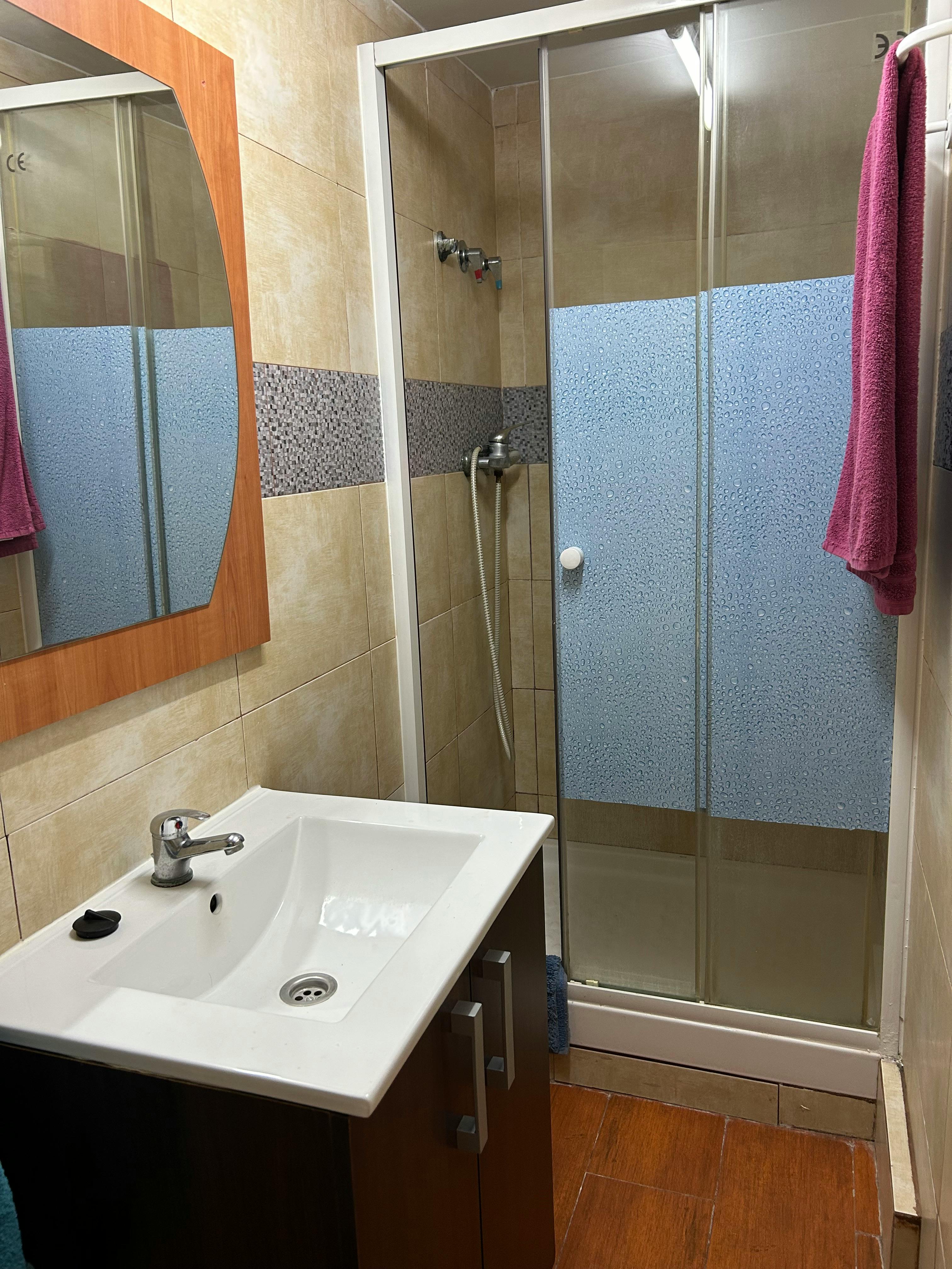 Apartment L'hospitalet De Llobregat — photo 9