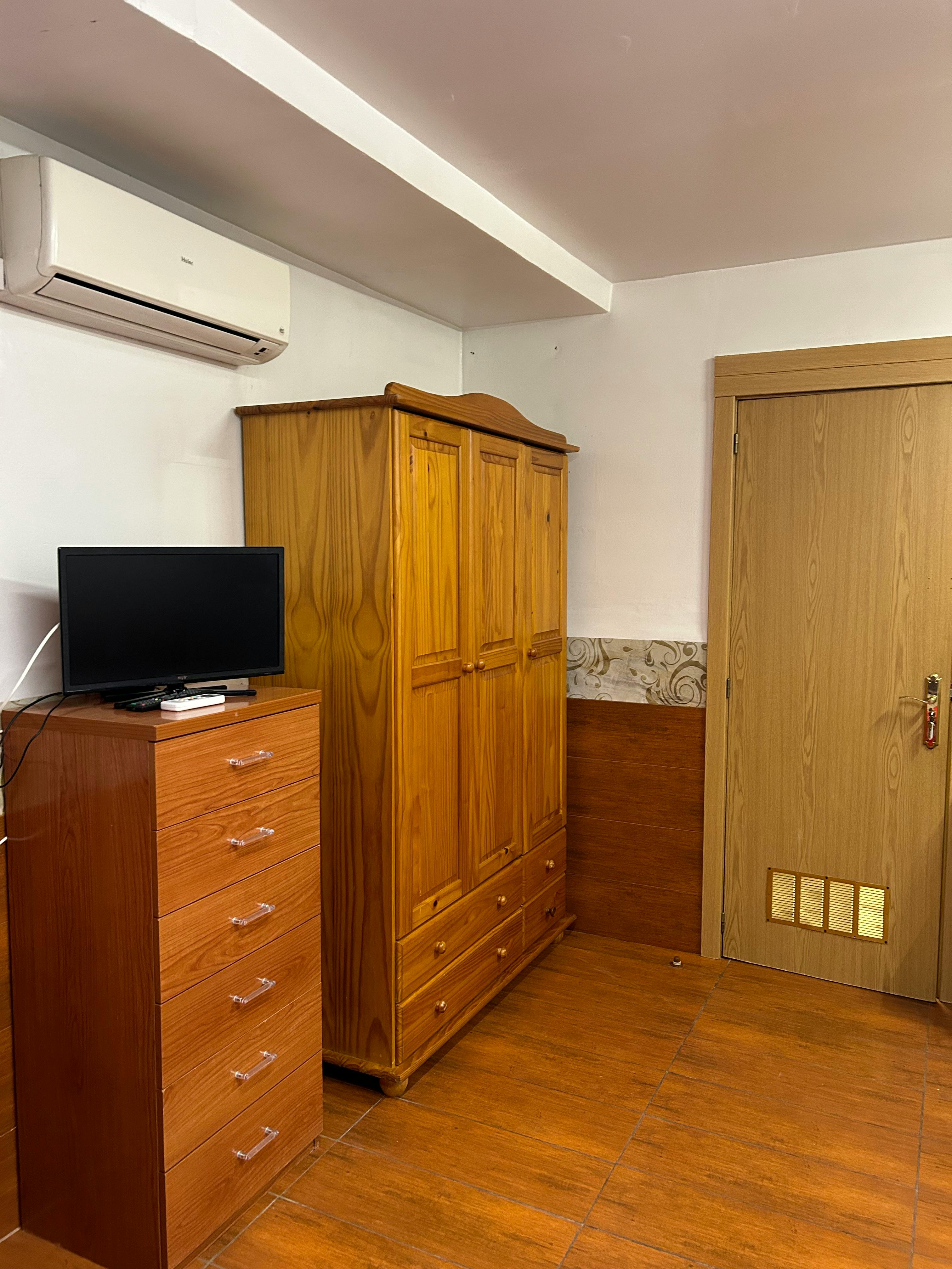 Apartment L'hospitalet De Llobregat — photo 13