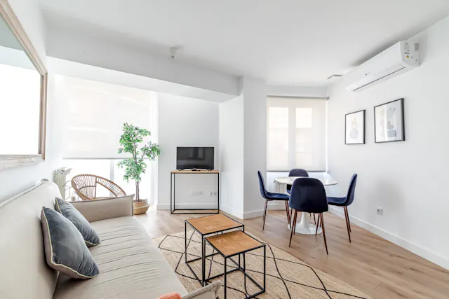 1-Bedroom Apartment in Calle del Limonero, Madrid (1612649) room image 1