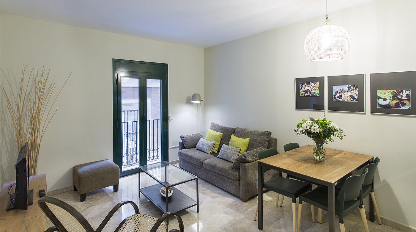 Apartment for rent for €1,750 per month in Barcelona, Carrer de la Mercè