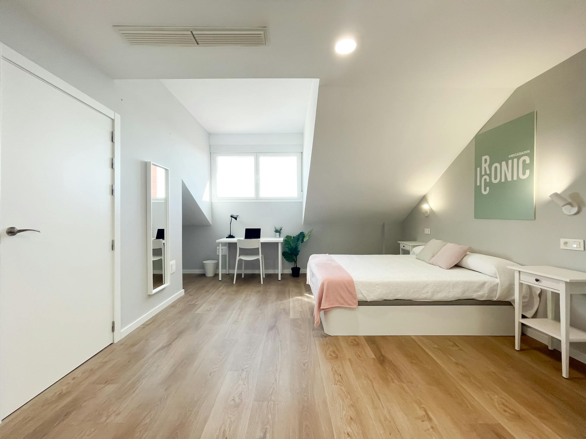 Calle de Toledo, Madrid preview