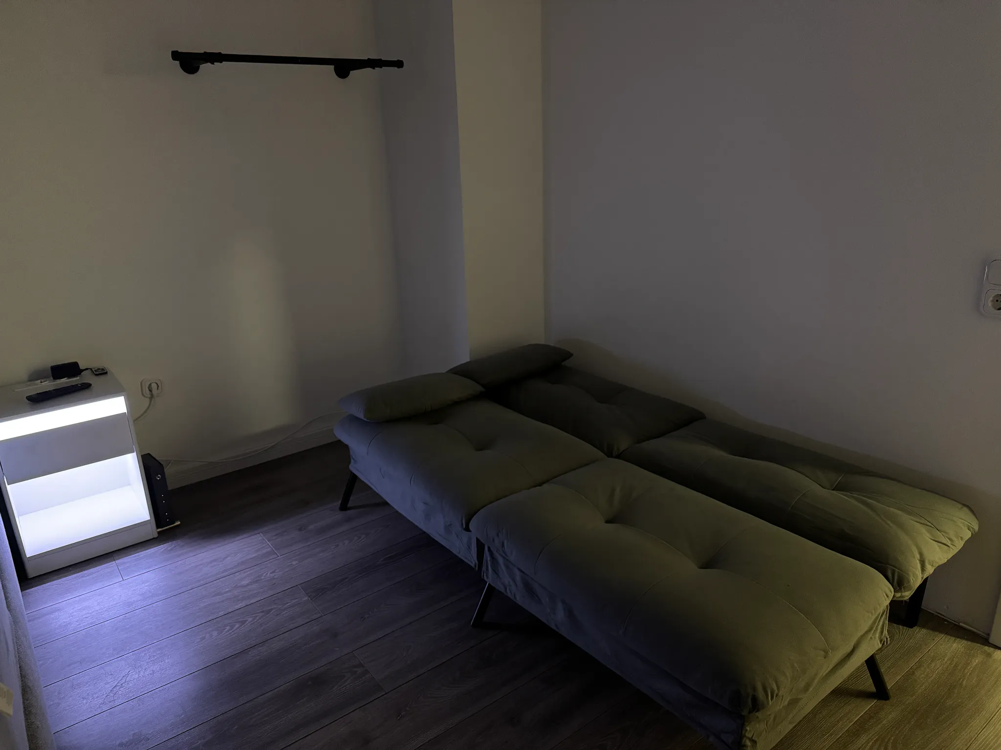 3-Bedroom Apartment in Johannisborn, Dortmund 1