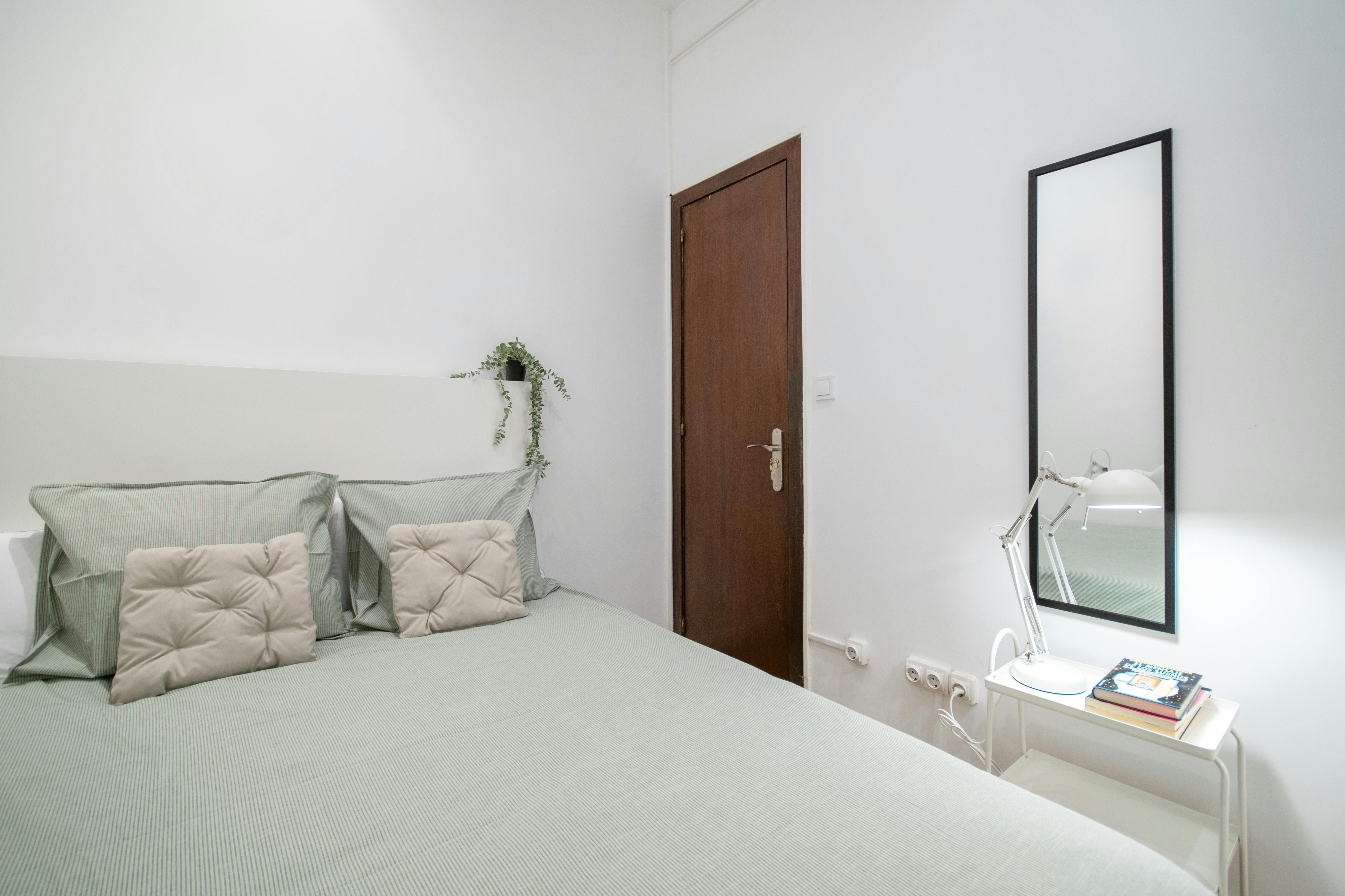 Private room for rent for €600 per month in Barcelona, Carrer del Rosselló