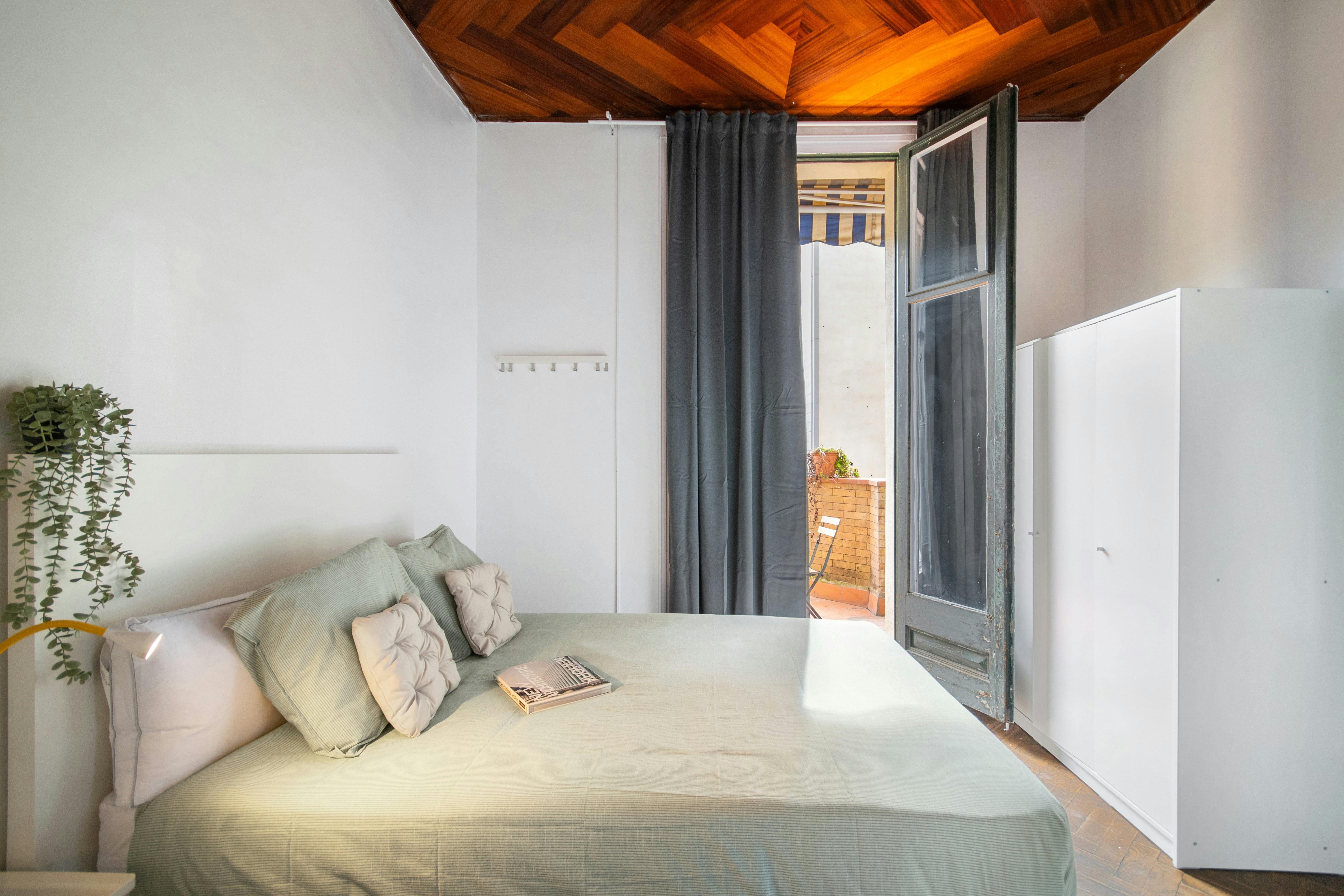 Carrer del Rosselló, Barcelona preview