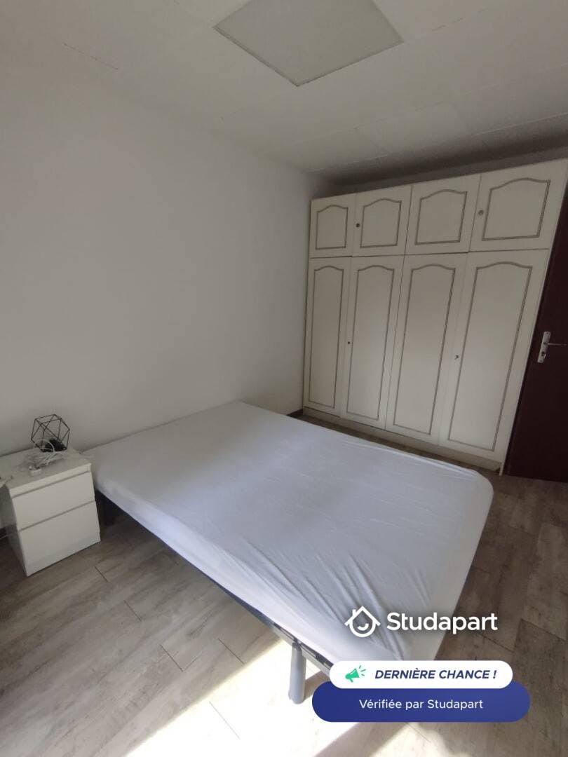 Apartment in Marseille, Petit Saint-Giniez, 8e Arrondissement - Plus